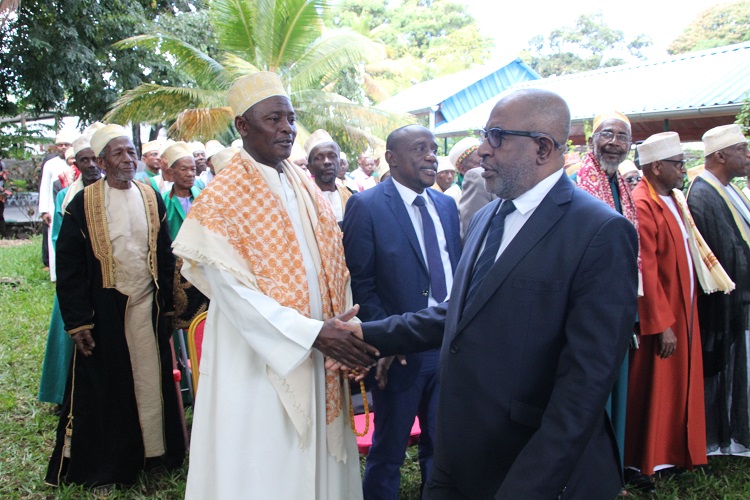 image Politique/ Une délégation de Dimani à Beit-Salam pour soutenir Azali